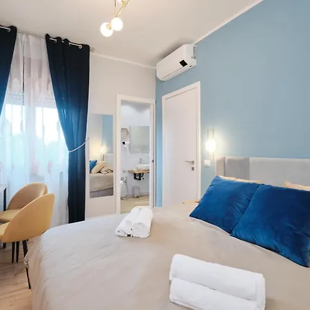 Elegant And Cozy With Ac Swimming Pool Free Parking Subway Station 2 Min Walking Séjour chez l'habitant