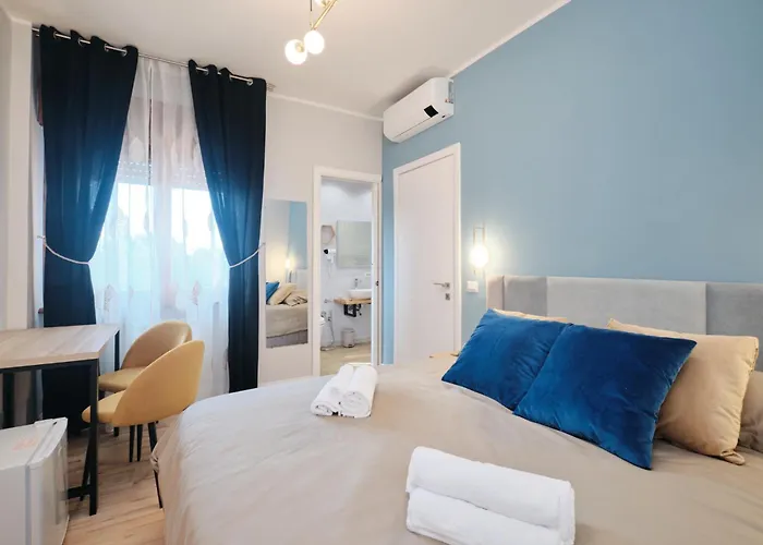 Elegant And Cozy With Ac Swimming Pool Free Parking Subway Station 2 Min Walking Séjour chez l'habitant